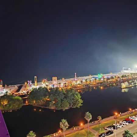 Orbi-City Batumi Apartments Sea View エクステリア 写真