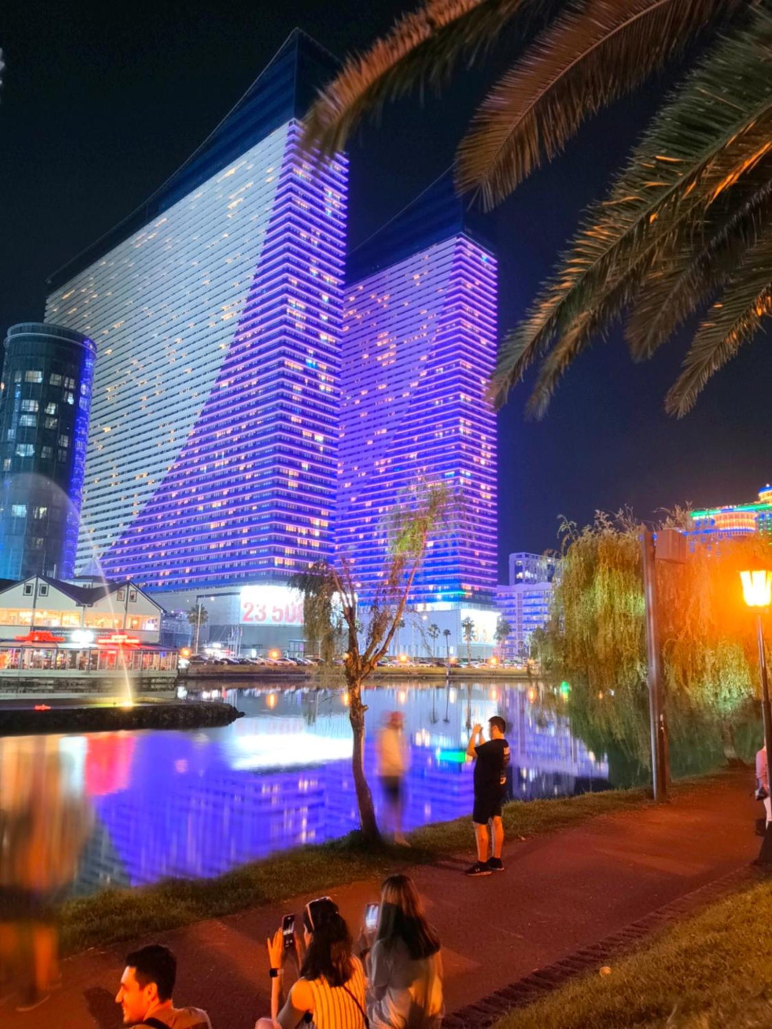 Orbi-City Batumi Apartments Sea View エクステリア 写真