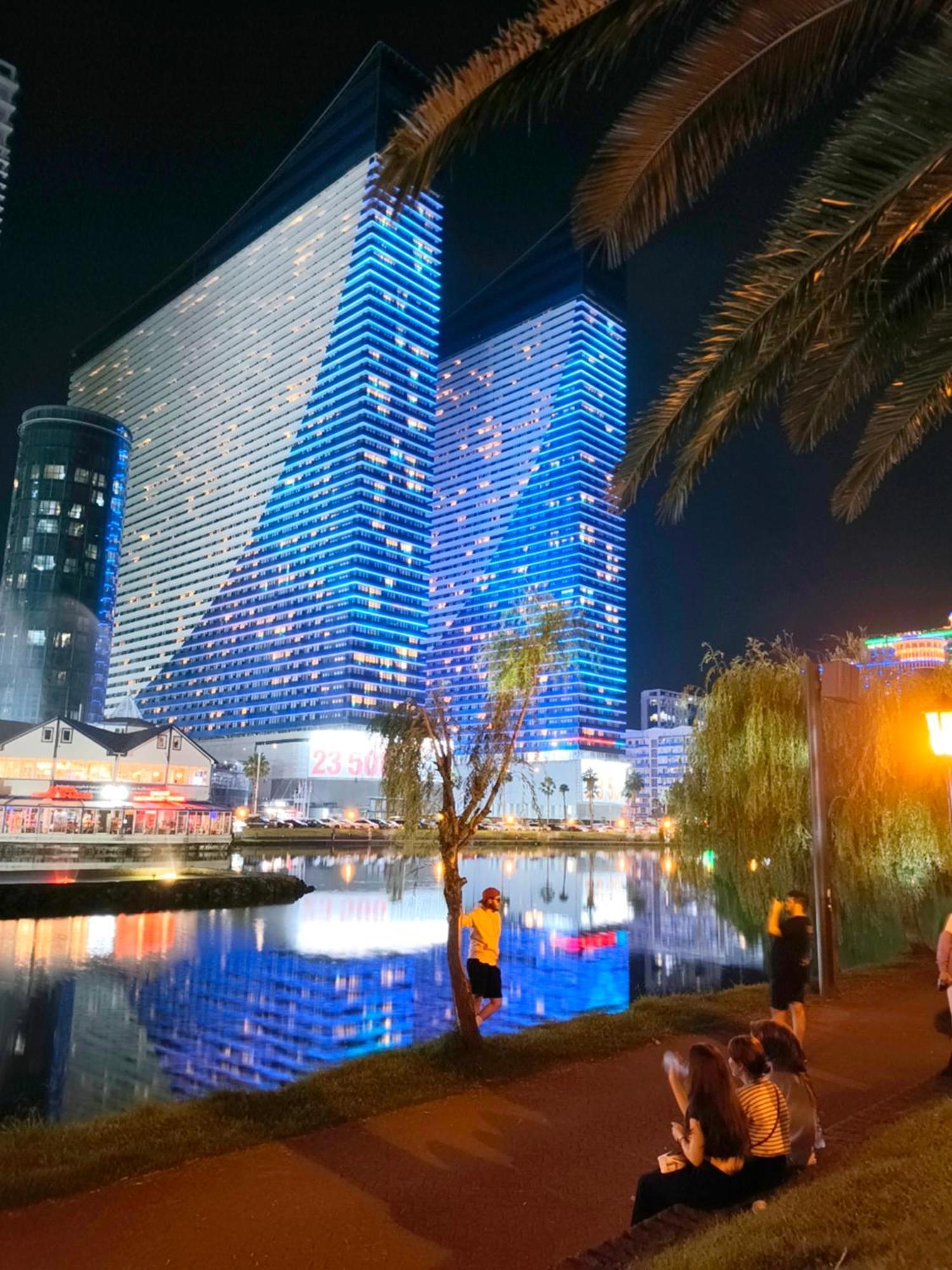 Orbi-City Batumi Apartments Sea View エクステリア 写真